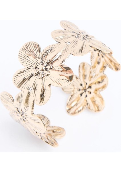 Altın Rengi Çiçek Figürlü Bileklik modelleri