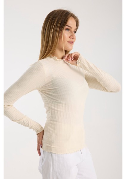 Kadın Uzun Kollu Yarım Boğazlı Fitilli Bluz – Esnek ve Konforlu 3005