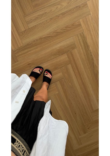 Parmak Arası Yüzük Detaylı Çaprak Bant Terlik Siyah fiyatları