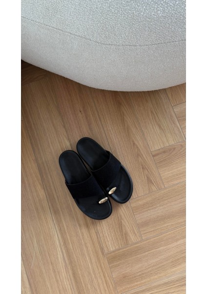 Parmak Arası Yüzük Detaylı Çaprak Bant Terlik Siyah fırsatları