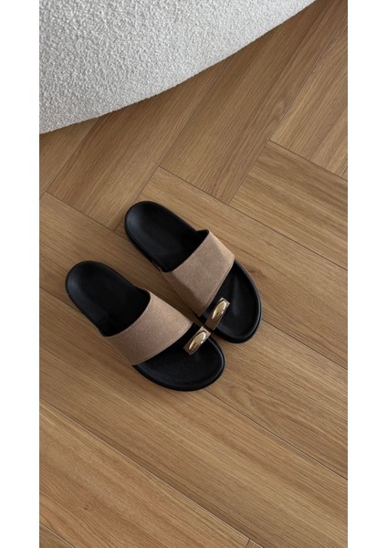 Parmak Arası Yüzük Detaylı Çaprak Bant Terlik Vizon fırsatları