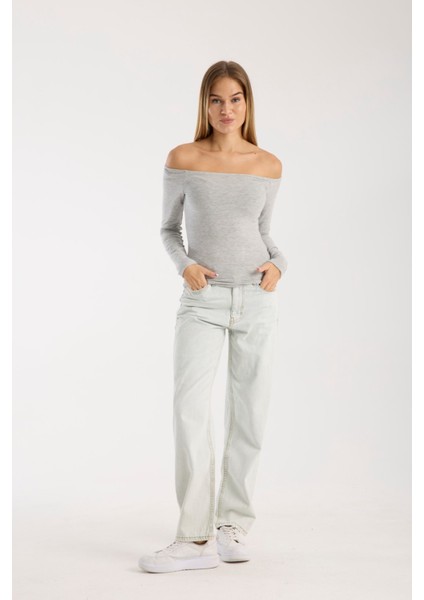 Kadın Uzun Kollu Geniş Yaka Esnek Bluz – Modern ve Zarif 3007