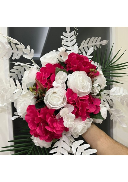 Beyaz Fuşya Gelin Arabası Çiçeği