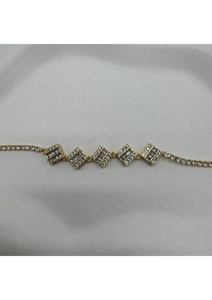 Özel Seri Gold Kare Taşlı Detay Su Yolu Bileklik - Gold modelleri