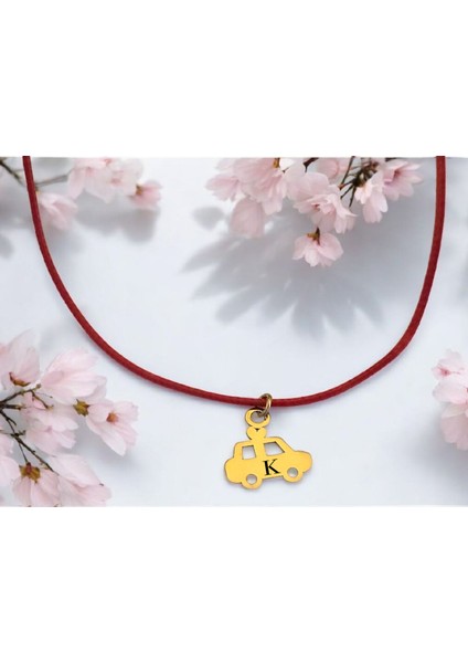 Altın Plakalı 14 Ayar K Harfine Özel Araba Motifli Kırmızı Bağlıklı Hediyelik KOLYE-626HARF fiyatları