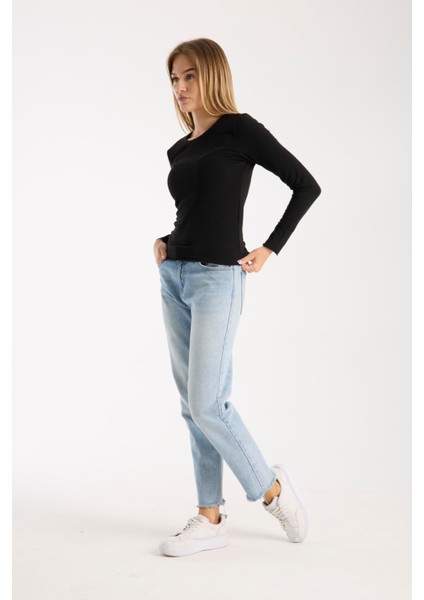 Kadın Uzun Kollu Yuvarlak Yaka Esnek Basic Bluz – Günlük ve Şık 3009