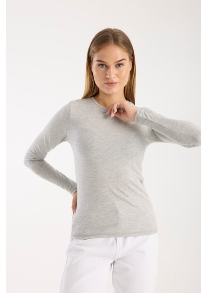 Kadın Uzun Kollu Yuvarlak Yaka Yün Karışımlı Basic Triko Bluz 3010