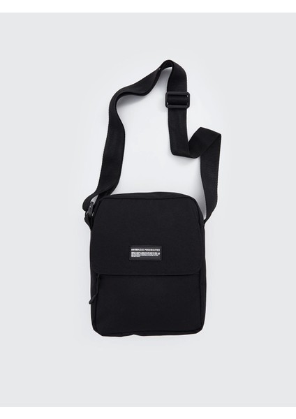 Lcw Accessorıes Siyah Ayarlanabilir Askılı Erkek Omuz Çantası modelleri