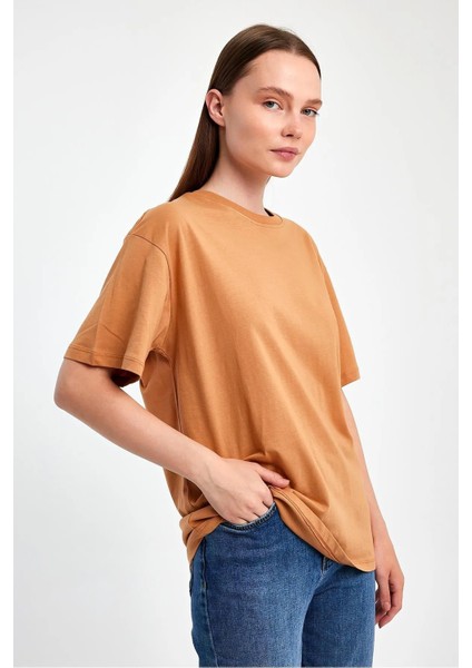 Kadın Oversize T-Shirt modelleri