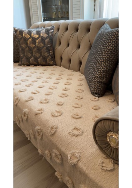 Lüx Saçaklı Ponpon Cappuccino Koltuk Örtüsü 100x240 Oturma Kısmı