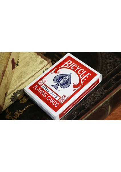 Svengali Deck Red ( Queen Of Hearts ) modelleri