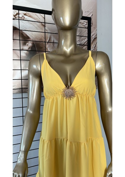 Broşlu Büzgülü Yaka Detaylı Elbise modelleri