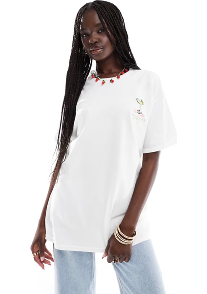 Kadın Beyaz Tişört – Oversize Rahat Kalıp – %100 Pamuk – Limon Kokteyl Desenli modelleri