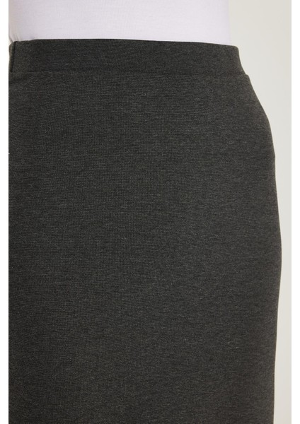 Kadın Slim Fit Dar Kesim Beli Lastikli Viskon Kumaş Midi Boy Gri Etek fiyatları