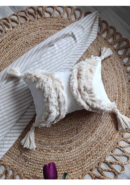 Bohem El Yapımı Ponponlu Ekru Renk 30 x 50 Kırlent Kılıfı fiyatları