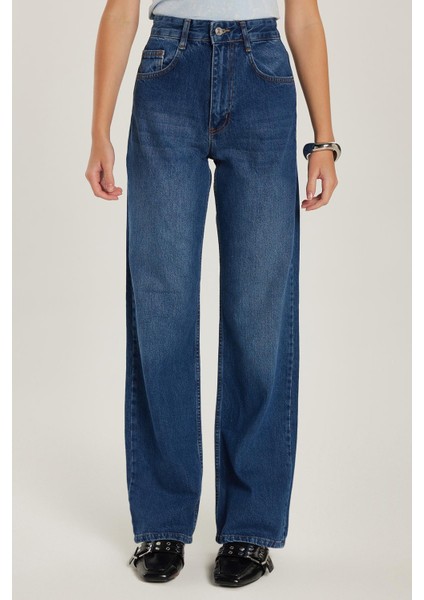 Kadın Regular Fit Geniş Paça Mavi Jean Kot Pantolon