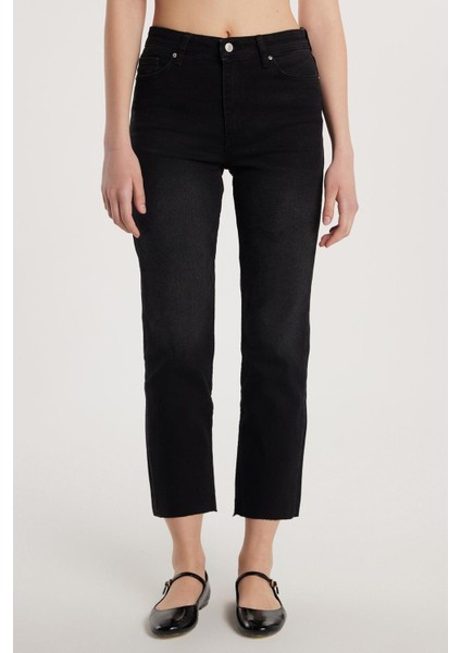 Kadın Regular Fit Cepli Geniş Paça Füme Jean Kot Pantolon