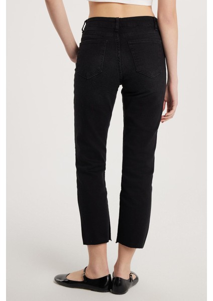 Kadın Regular Fit Cepli Geniş Paça Füme Jean Kot Pantolon indirimleri