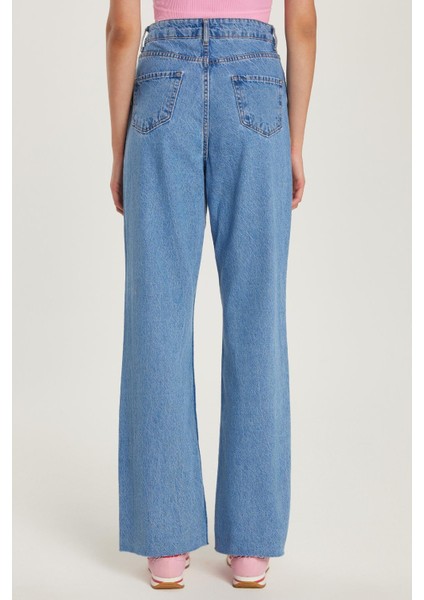 Kadın Regular Fit Cepli Geniş Paça Mavi Jean Kot Pantolon indirimleri