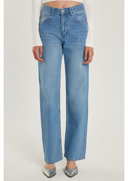 Kadın Regular Fit Geniş Paça Mavi Jean Kot Pantolon