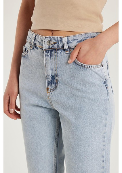 Kadın Regular Fit Boru Paça Açık Mavi Jean Kot Pantolon fiyatları