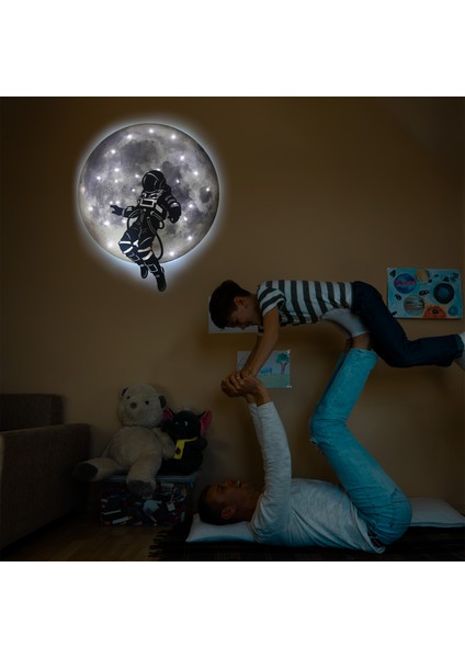 Kişiselleştirilebilir LED Işıklı Epoksi Cam Katmanlı Tablo Astronot Dolunay fırsatları