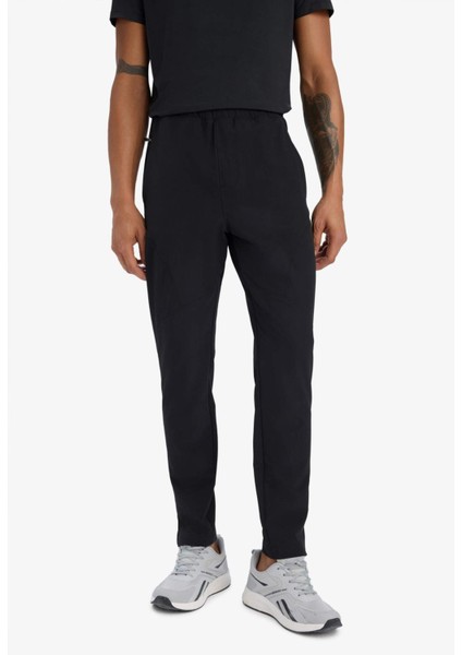 Fit Esnek Kumaş Sporcu Jogger Eşofman Altı Slim Fit Dar Kesim Dokuma Üç Cepli Fermuarlı Paça B2780AX25SP fırsatları