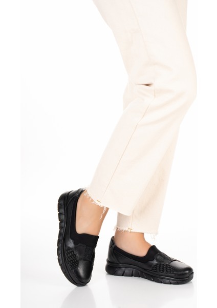 4217- Başparmak Kemik Çıkıntısına Özel - Tam Ortopedik - % 100 Hakiki Deri - Kadın Ayakkabı fiyatları