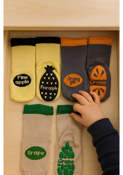 Kaydırmaz Tabanlı Bambu Bebek Çorapları | 3’lü Desenli Ananas-Portakal-Üzüm | 0-3 Yaş | Ev Için fiyatları