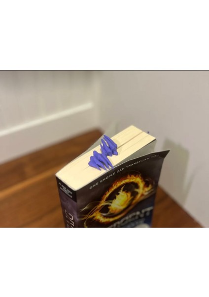 – 3D Baskı Iskelet El Kitap Ayracı | Pla Malzeme, Dayanıklı ve Özel Tasarım