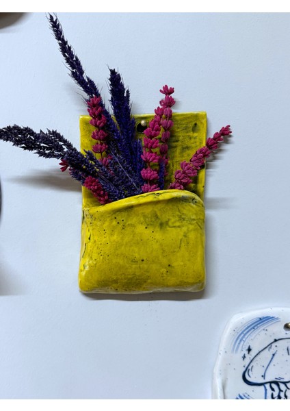 Arche Ceramic El Yapımı Seramik Duvar Çiçekliği - Sarı - 15X 10 cm - Tekli