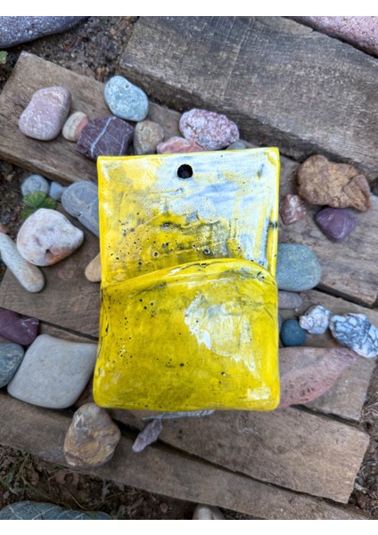 Arche Ceramic El Yapımı Seramik Duvar Çiçekliği - Sarı - 15X 10 cm - Tekli modelleri