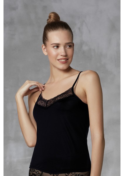 Kadın Dantel V Yaka Askılı Atlet 9339