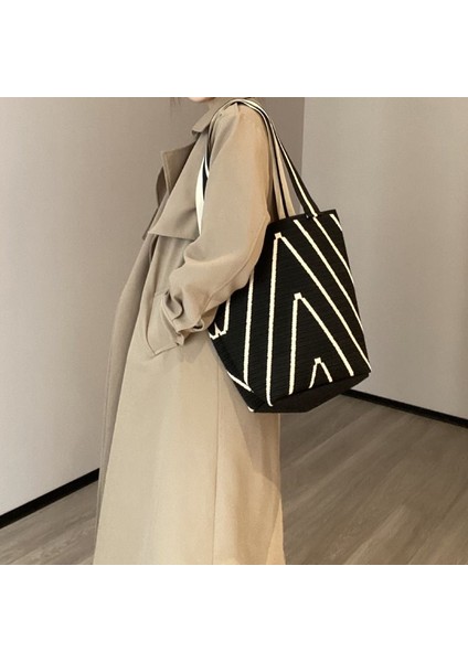 Dalgalı Örgü Alışveriş Büyük Kapasiteli Omuz Çantası (Yurt Dışından) indirimleri