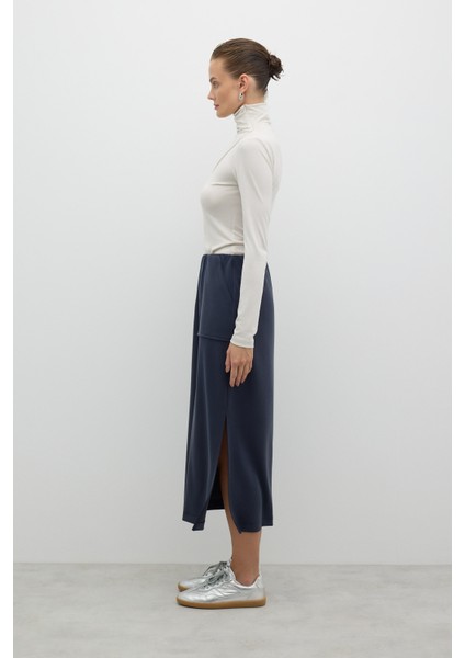 Tek Yanı Yırtmaçlı Midi Boy Etek Lacivert K2625001_015 modelleri