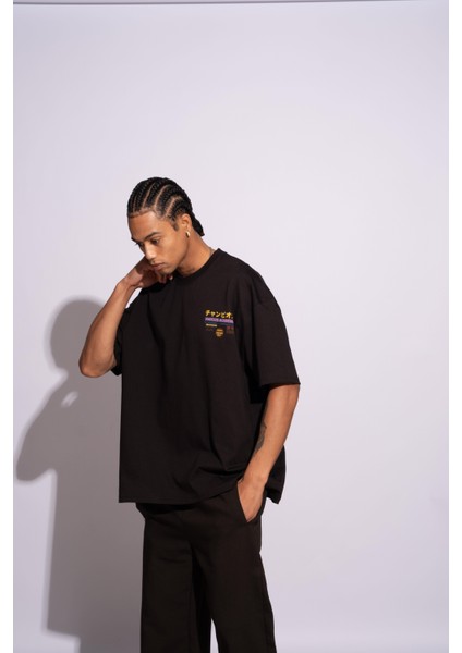 Erkek Oversize T-Shirt Academie Siyah fırsatları