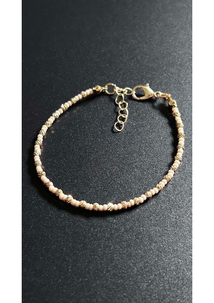 Beyaz ve Sarı Renk Boncuklu Bileklik 507 modelleri