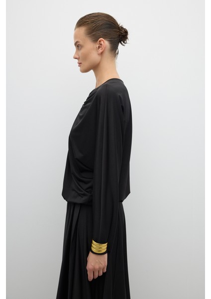 Yakası V Tokalı Beli Lastikli Yarasa Kol Bluz Siyah K2613011_001 fiyatları