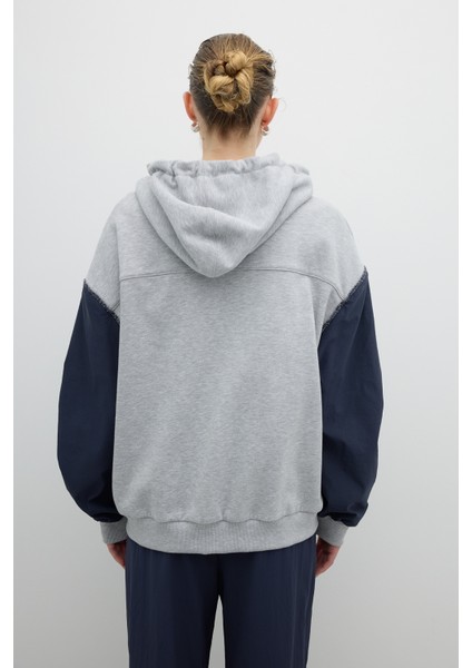 Önü Fermuar Detaylı Kapüşonlu Sweatshirt Gri K2623827_004