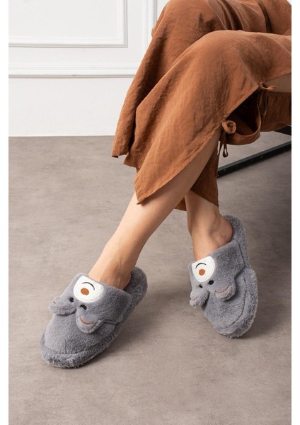 Kadın Panda Figürlü Sessiz Taban Peluş Ev Terliği fiyatları