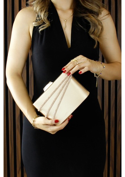 Ten Saten Taşlı Altın Metal Saplı Zincir Askılı Abiye Çanta modelleri