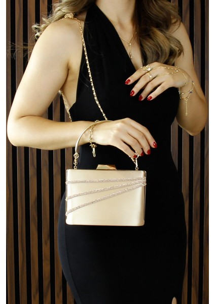 Ten Saten Taşlı Altın Metal Saplı Zincir Askılı Abiye Çanta indirimleri