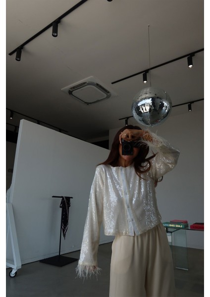 Kolları Otrişli Payetli Ceket indirimleri