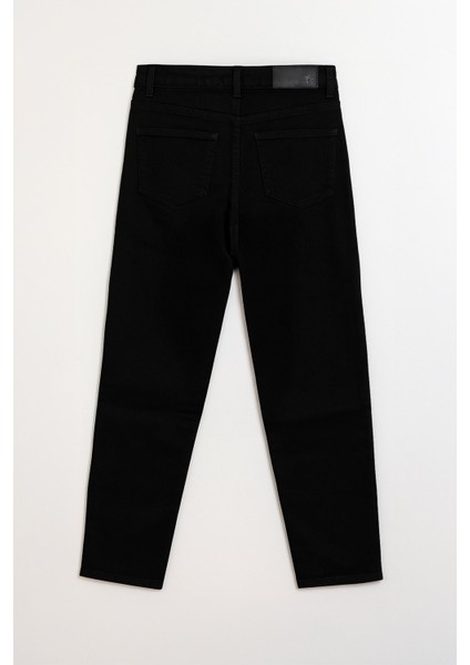 Kadın Yüksek Bel Mom Fit Siyah Jean Pantolon fiyatları