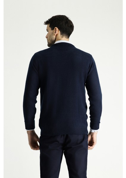 Bisiklet Yaka Slim Fit Dar Kesim Desenli Triko Kazak indirimleri