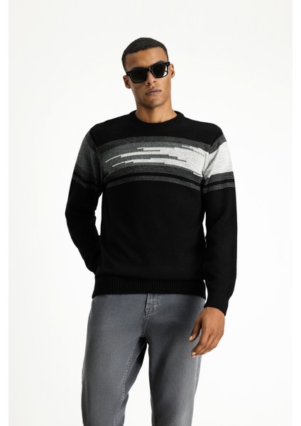 Bisiklet Yaka Regular Fit Çizgili Triko Kazak fırsatları