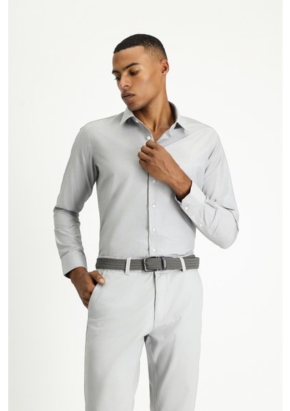 Uzun Kol Slim Fit Dar Kesim Klasik Desenli Pamuklu Kolay Ütülenebilir Gömlek