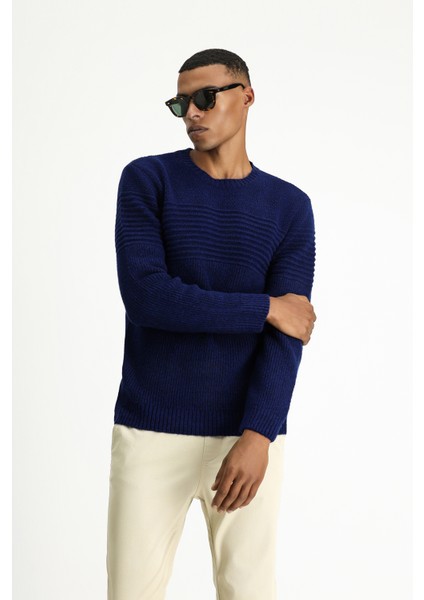 Bisiklet Yaka Regular Fit Çizgili Triko Kazak