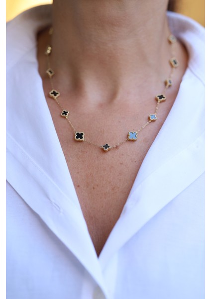 14 Ayar Altın Siyah Taş Detaylı Büyük-Küçük Sıralı Yoncalı Kolye KLY26458 fırsatları