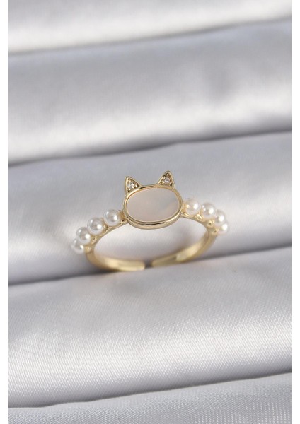 Pirinç Gold Renk Ayarlanabilir Beyaz Mineli Kedi Model Inci Detay Kadın Yüzük